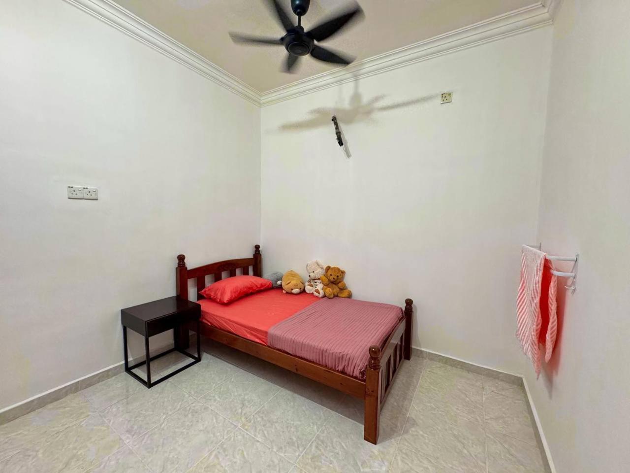 Ibai Golf Home Resort Homestay كُوالا تيرينغانو المظهر الخارجي الصورة
